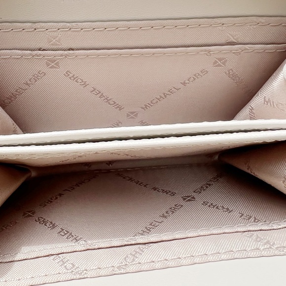 Michael Kors Card Case & Wallet - Picture 5 of 5